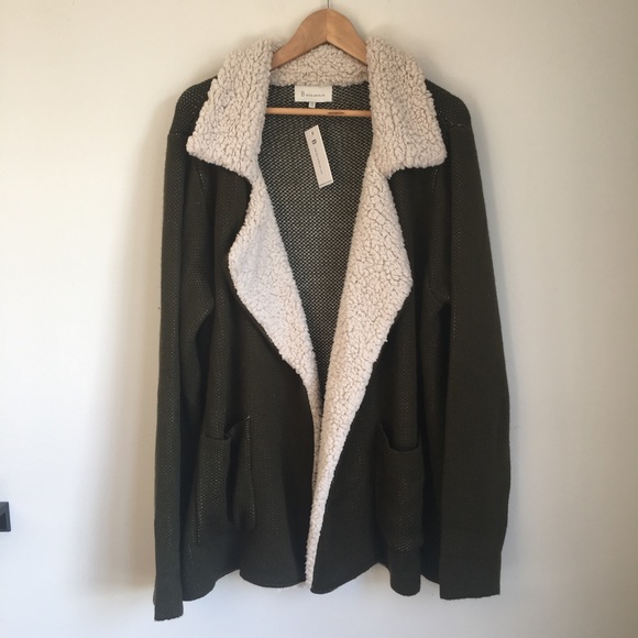 Skies Are Blue Sweaters - NWT SKIES ARE BLUE green sweater cardigan